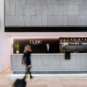 Cube Πράγα
